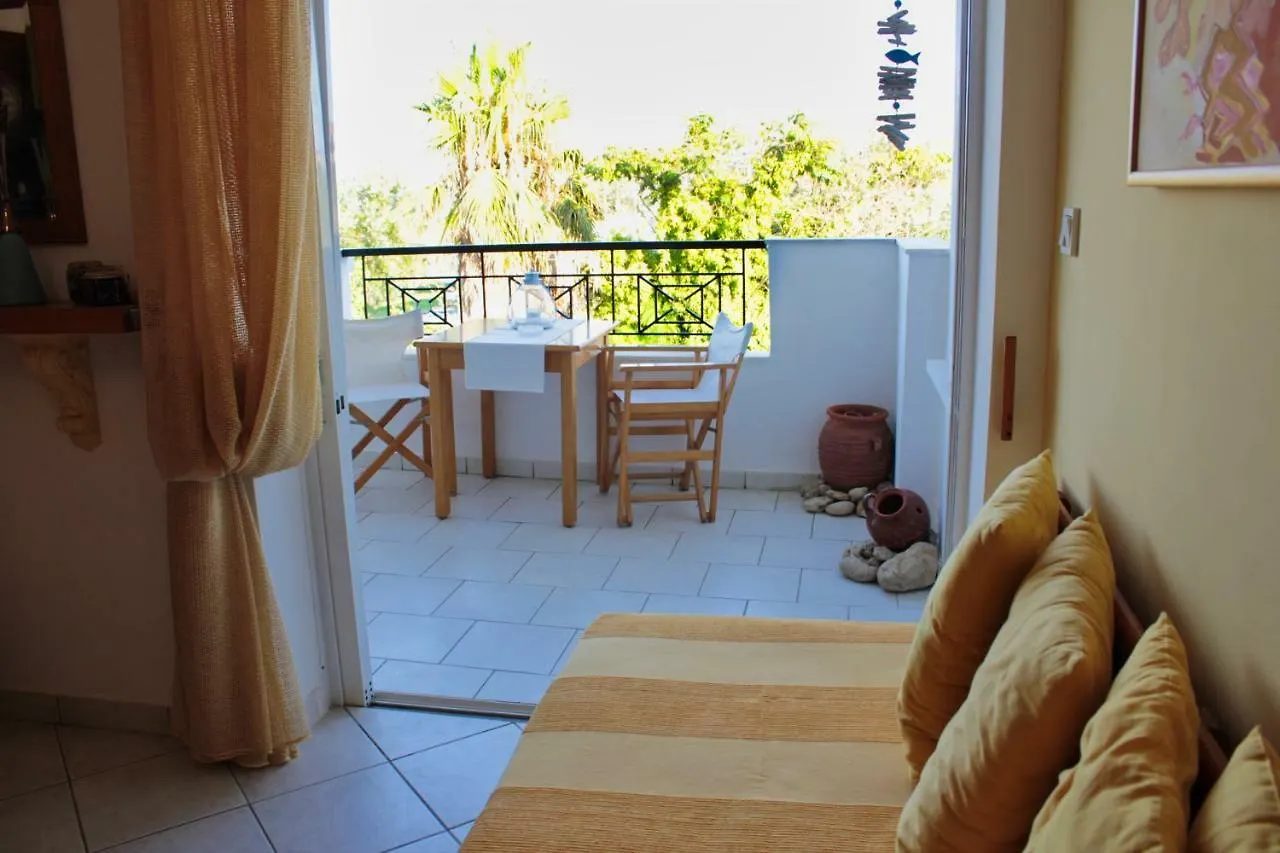 Fokais Beach Apartment Néa Fókaia